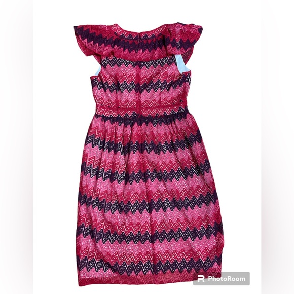 Trina Turk NWOT Lace Overlay Dress Pink/Purple/Maroon Size:6 - Picture 3 of 3